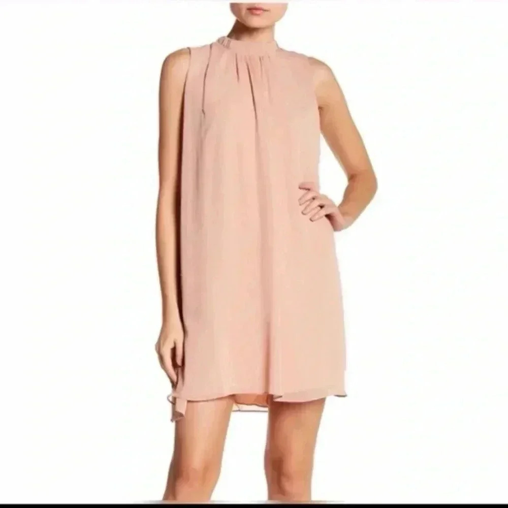 WAYF Size Medium Blush Pink Sleeveless Swing Dress